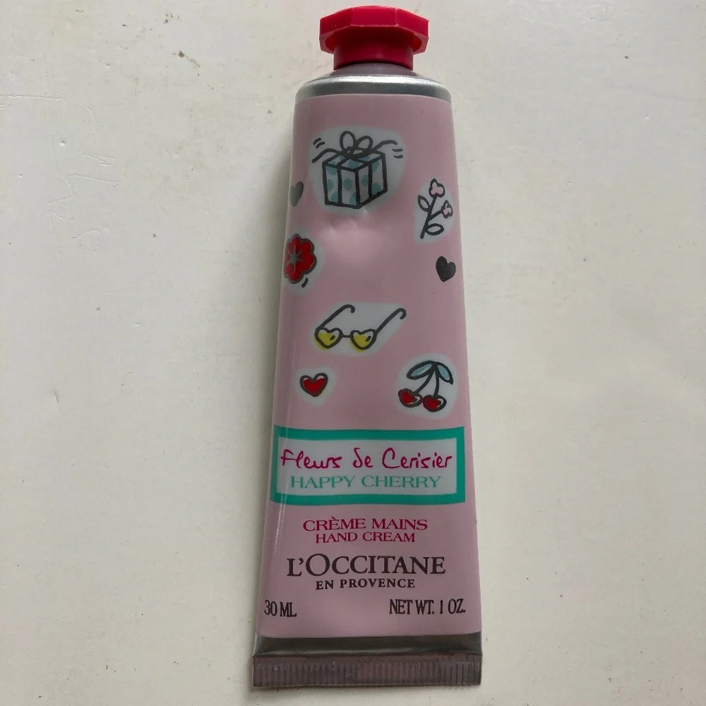 L'Occitane 2 Happy Cherry Hand Cream(1 oz.)/1 Bergamot Light Hand Cream(0.6 oz)